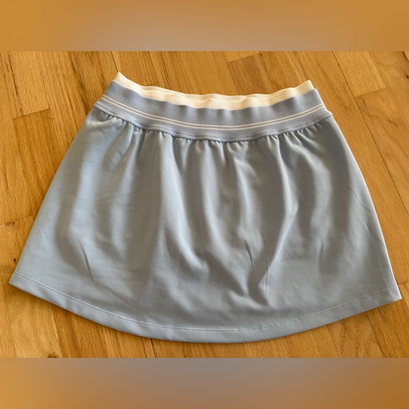 ALO Yoga Seashell Blue Airbrush Better Together Tennis Skirt - Picture 9 of 11
